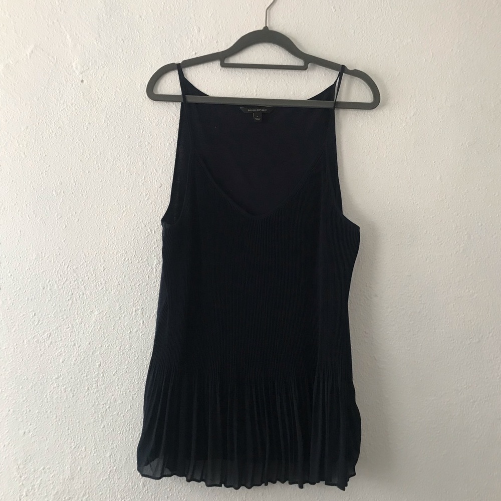 Banana Republic pleated navy tank